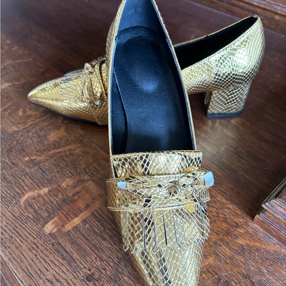 NWOT - GOLD FAUX SNAKE - Picture 3 of 14